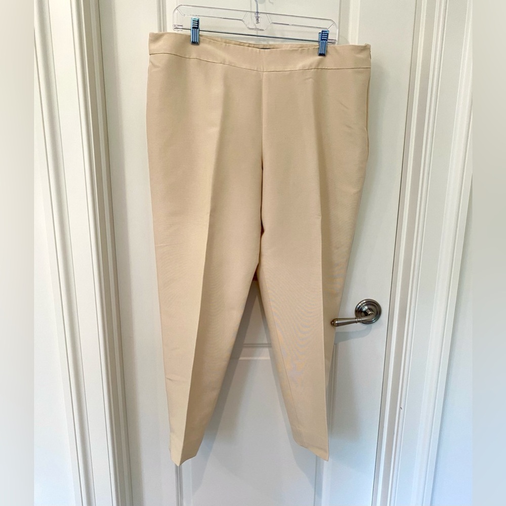 Talbots Signature Cream Dress Pants Trousers in Size 16